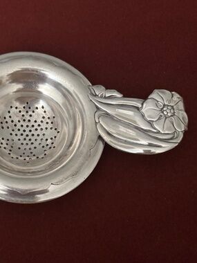 Antique Vintage Elegant Dutch Silver Tea Strainer with Floral Design